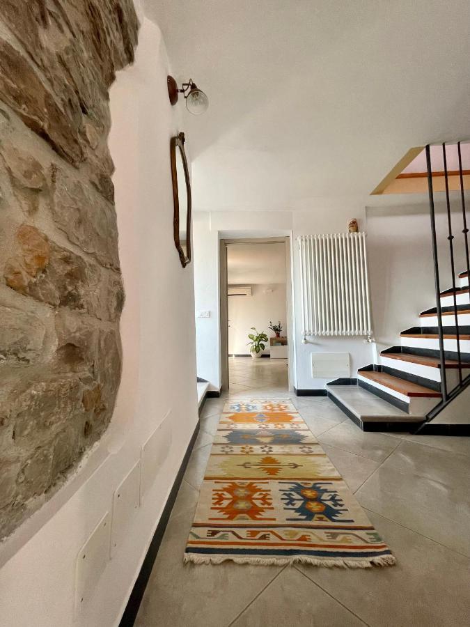Apartamento La Casa Nel Borgo Fosdinovo Exterior foto